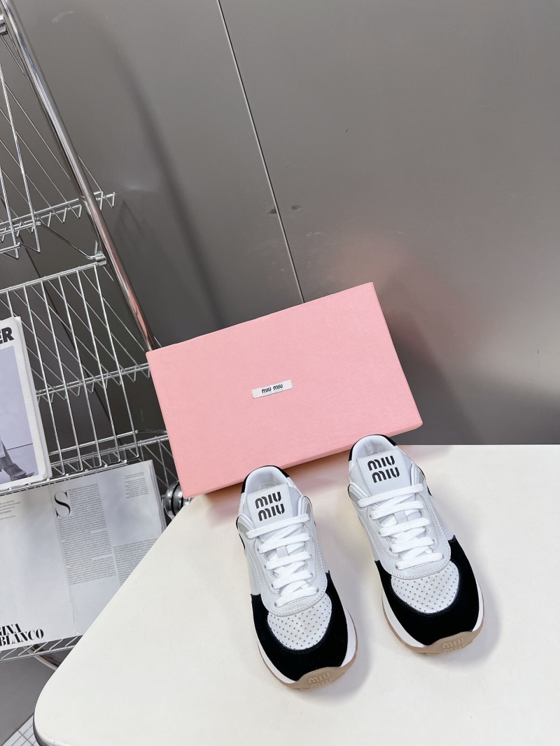 Miu Miu Casual Shoes